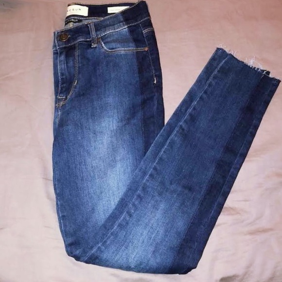 PacSun Two-Toned Ankle Jeans - Picture 4 of 5